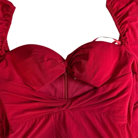 Mac Duggal Red Dress Midi Keyhole cutout long sleeves holiday party Size 2 NWT - Picture 2 of 7